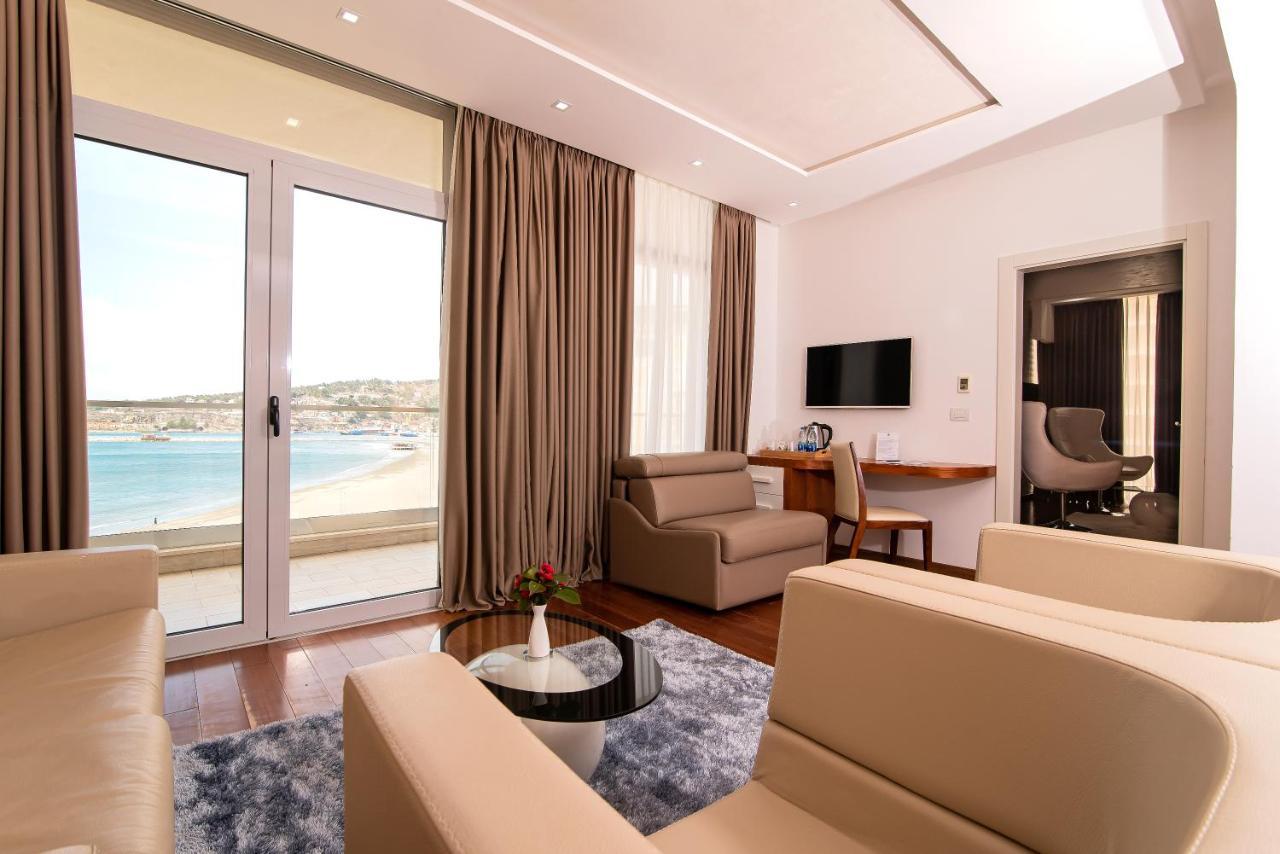 Deluxe & Executive Spa By Rafaelo เชิงยิน ภายนอก รูปภาพ